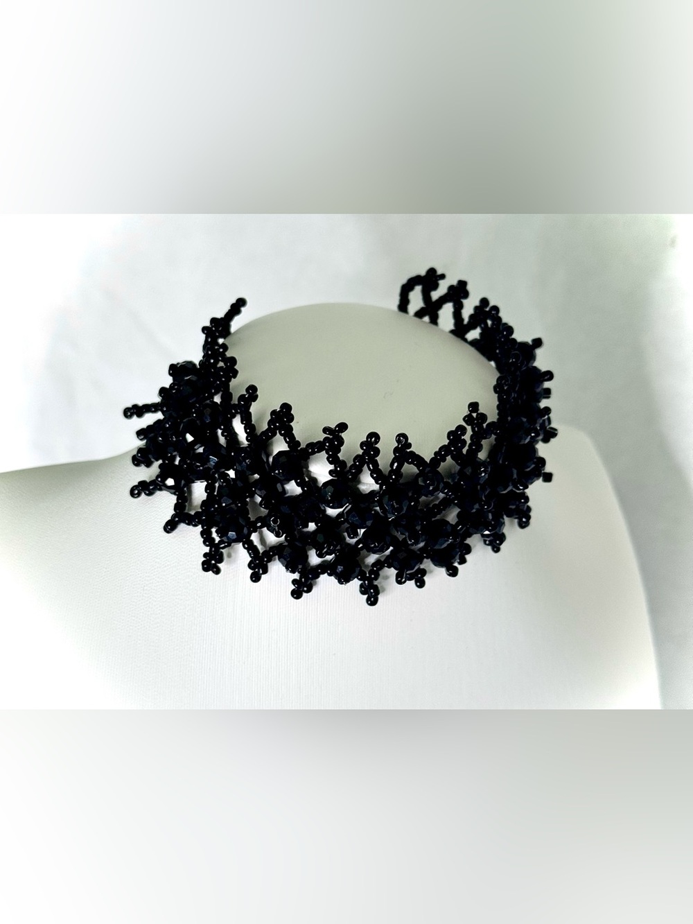 Women’s Black Glass Beaded Bracelet